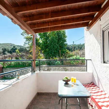 Nyaraló Giannis Place